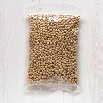 Naturally grown soybeans
