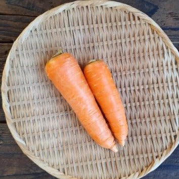 Naturally grown carrots (by Fukumoto) 1kg