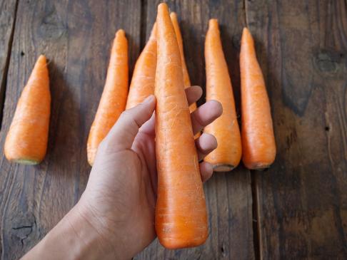 Limited quantity Naturally grown carrots (Ueno-san)